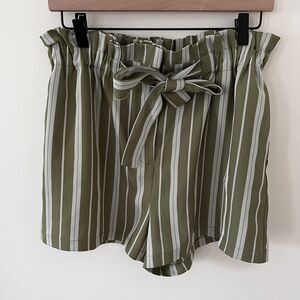 Forever 21 Green & Cream Stripped Paperbag Tie Front Shorts Women Size Large
